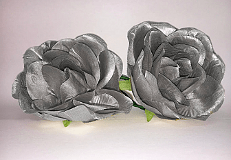 US Angels Shimmer Cabbage Roses